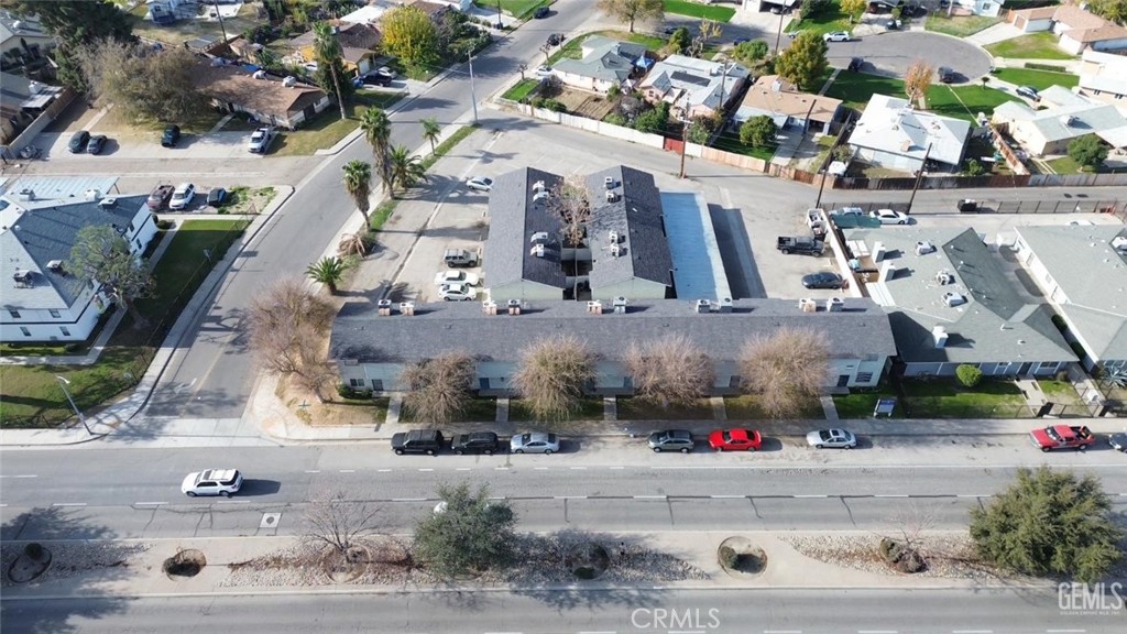 Residential Income for sale at 2909 S Chester, Bakersfield CA