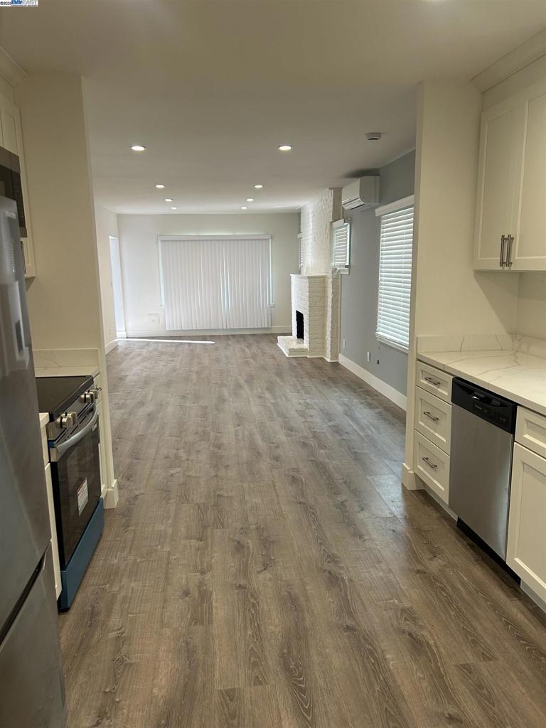 Residential for sale at 7808 Weld St, Oakland CA featuring 3 beds and 1 bath