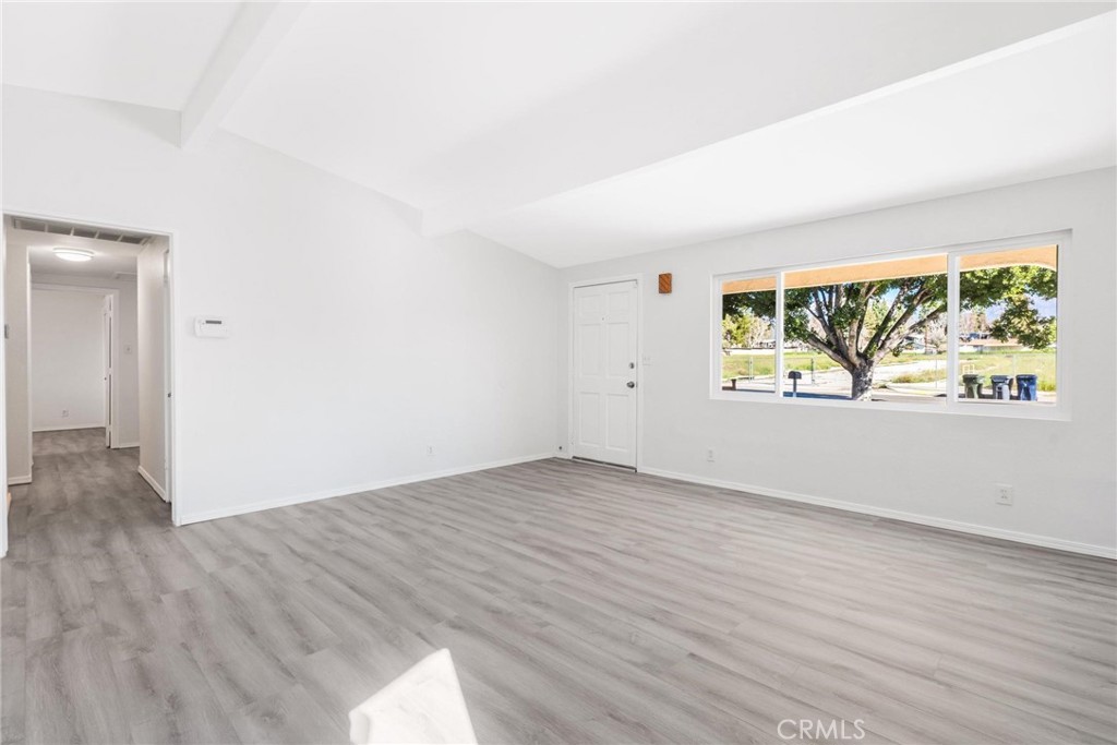 Residential Lease for rent at 1239 Occidental Drive, Redlands CA featuring 5 beds and 2 baths