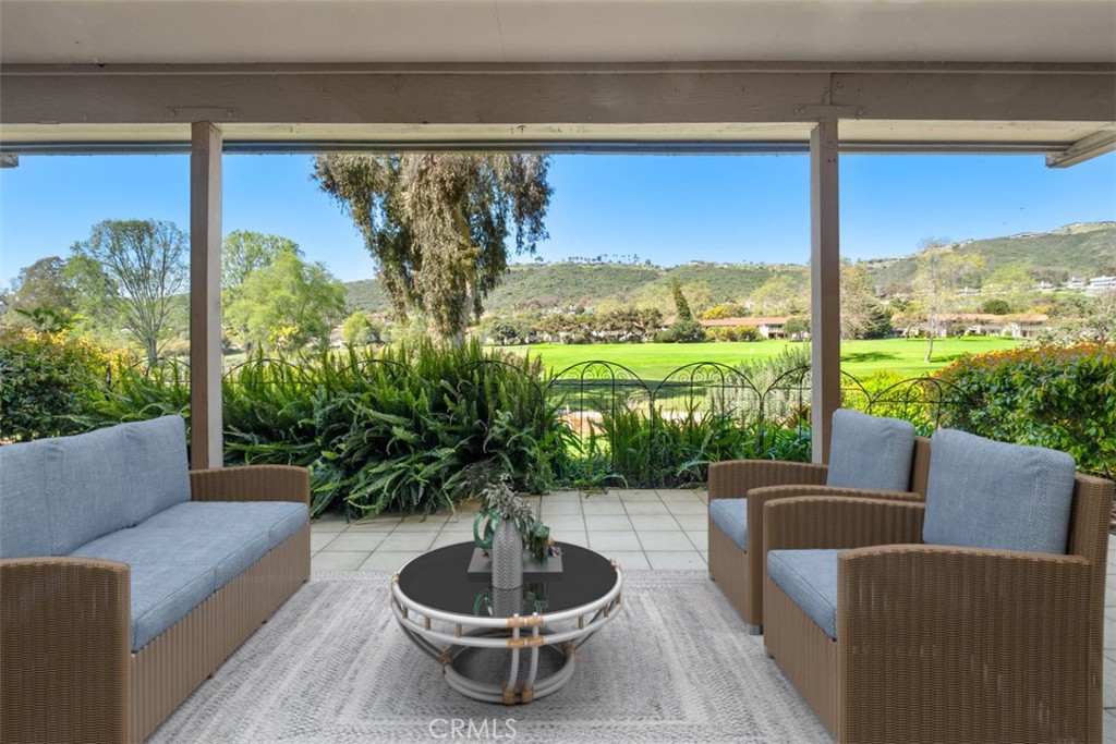 Residential Lease for rent at 31605 E Nine, Laguna Niguel CA featuring 3 beds and 2 baths