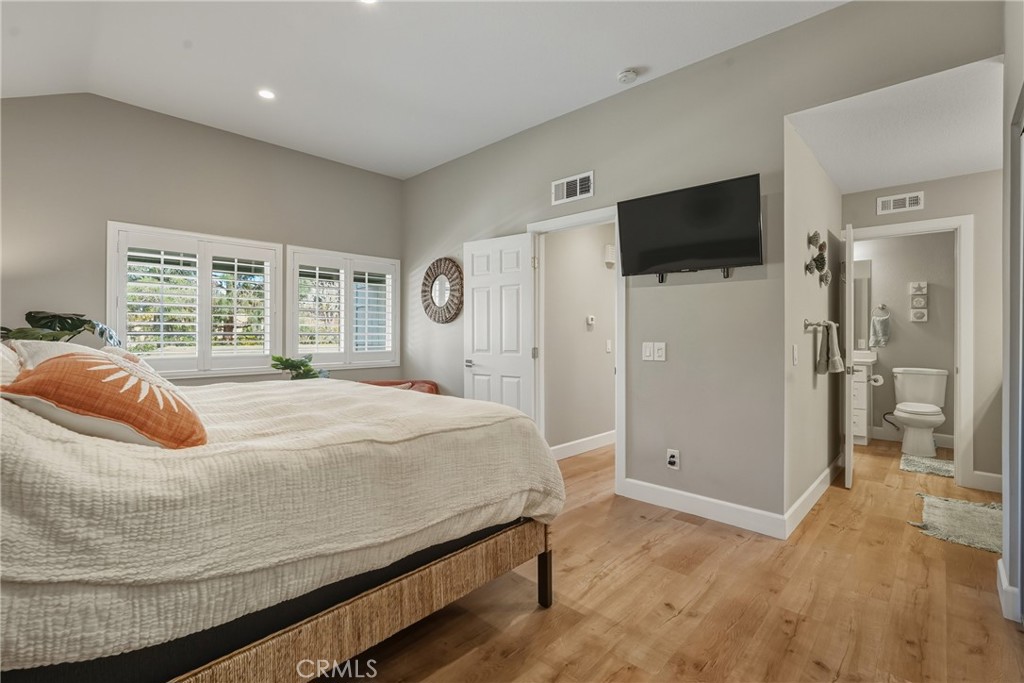 Residential for sale at 7402 Yellowtail Drive 202, Huntington Beach CA featuring 2 beds and 2 baths