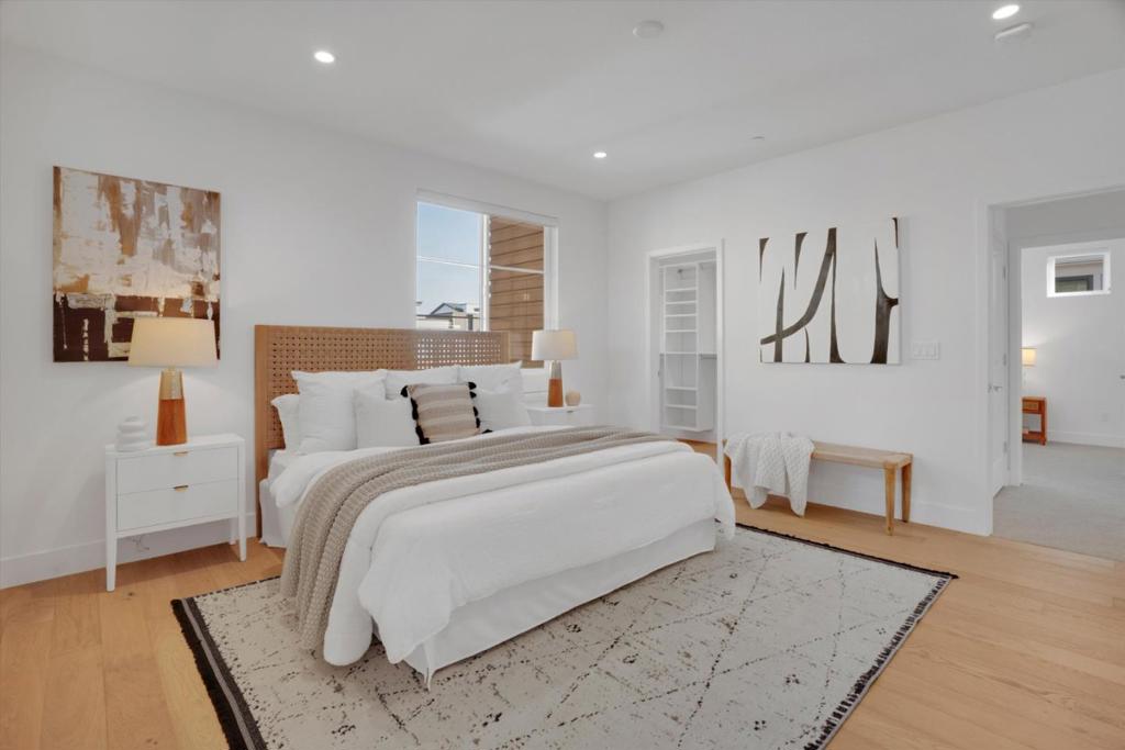 Residential for sale at 15107 Shore Drive, Los Gatos CA featuring 2 beds and 3 baths