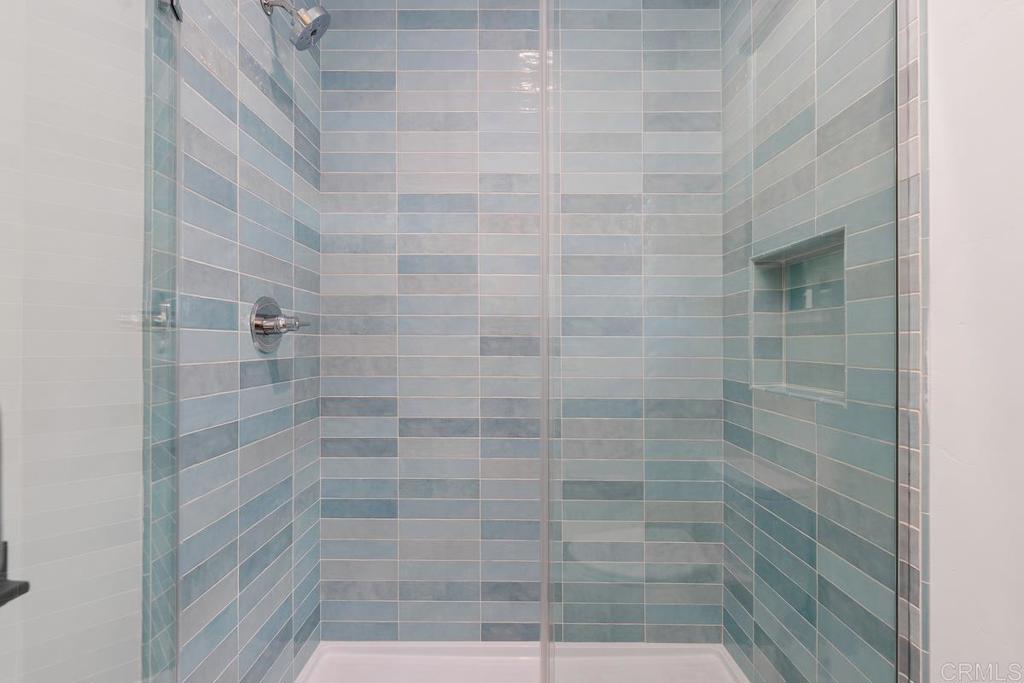 Residential Lease for rent at 1247 Stonemark Place ADU, Vista CA featuring 2 beds and 1 bath