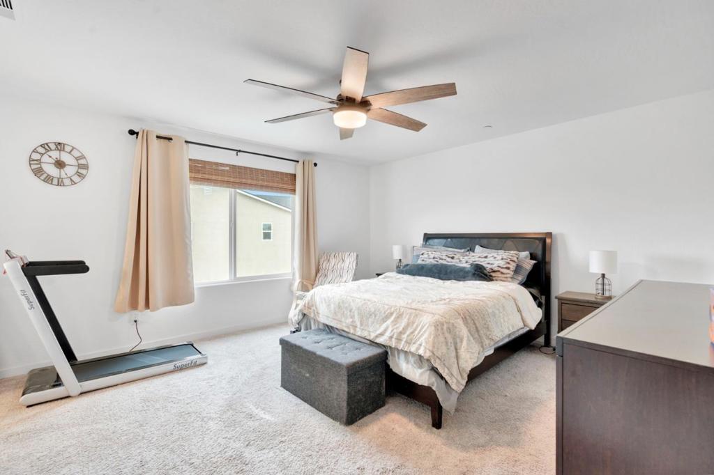 Residential for sale at 888 Descanso Ave, Clovis CA featuring 3 beds and 3 baths