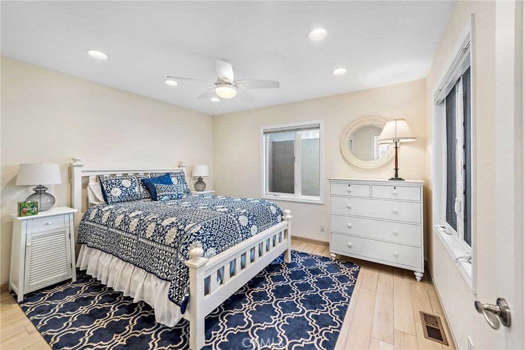 Residential Lease for rent at 1055 Gaviota Drive, Laguna Beach CA featuring 1 bed and 1 bath