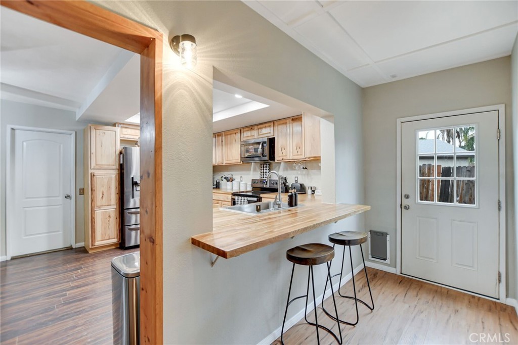 Residential for sale at 1528 Laramie, Redlands CA featuring 5 beds and 2 baths