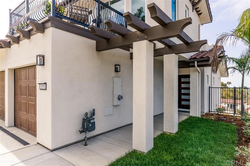 Residential Lease for rent at 2884 Trails Lane Lot 13, Carlsbad CA featuring 3 beds and 5 baths