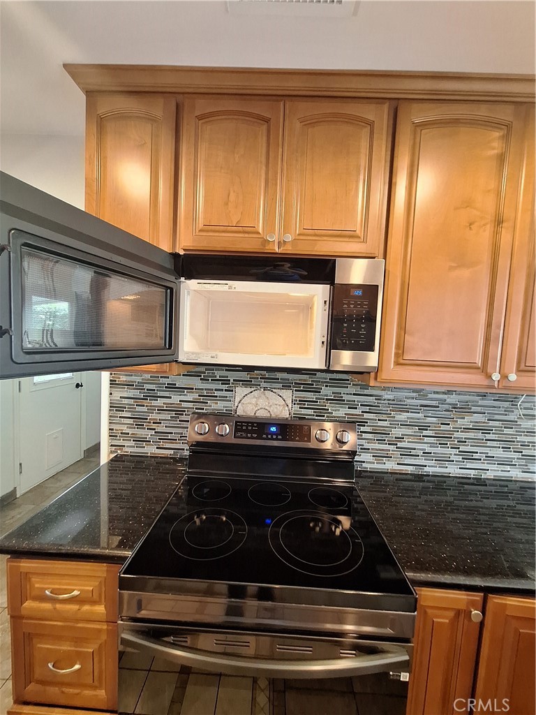 Residential for sale at 5532 Pepperwood, Lakewood CA featuring 3 beds and 2 baths