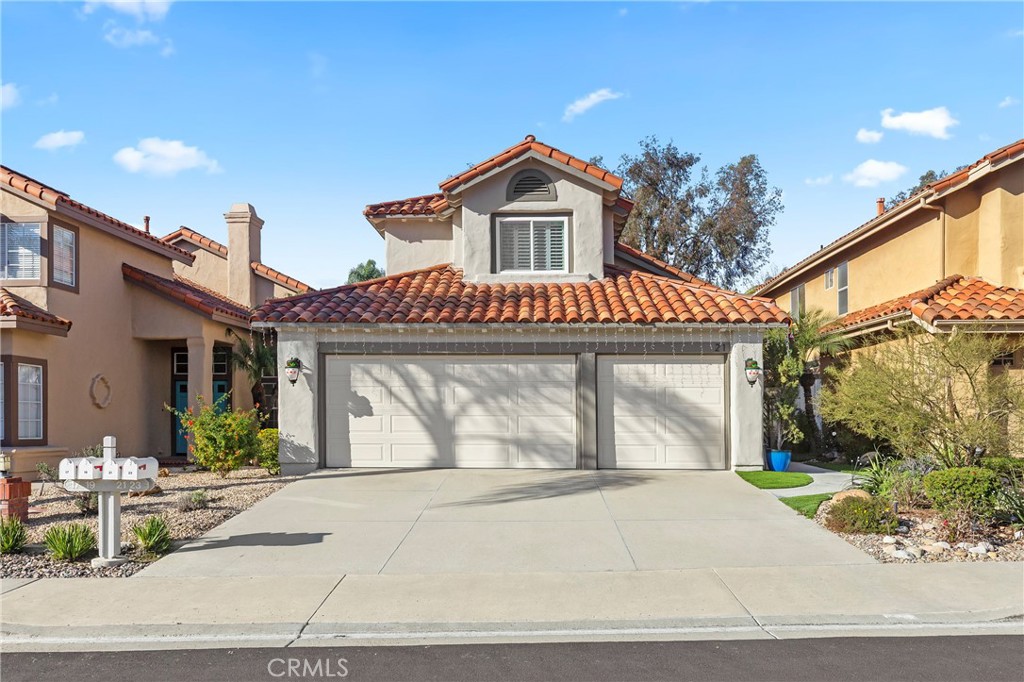 Residential for sale at 21 Amarante, Laguna Niguel CA featuring 4 beds and 3 baths