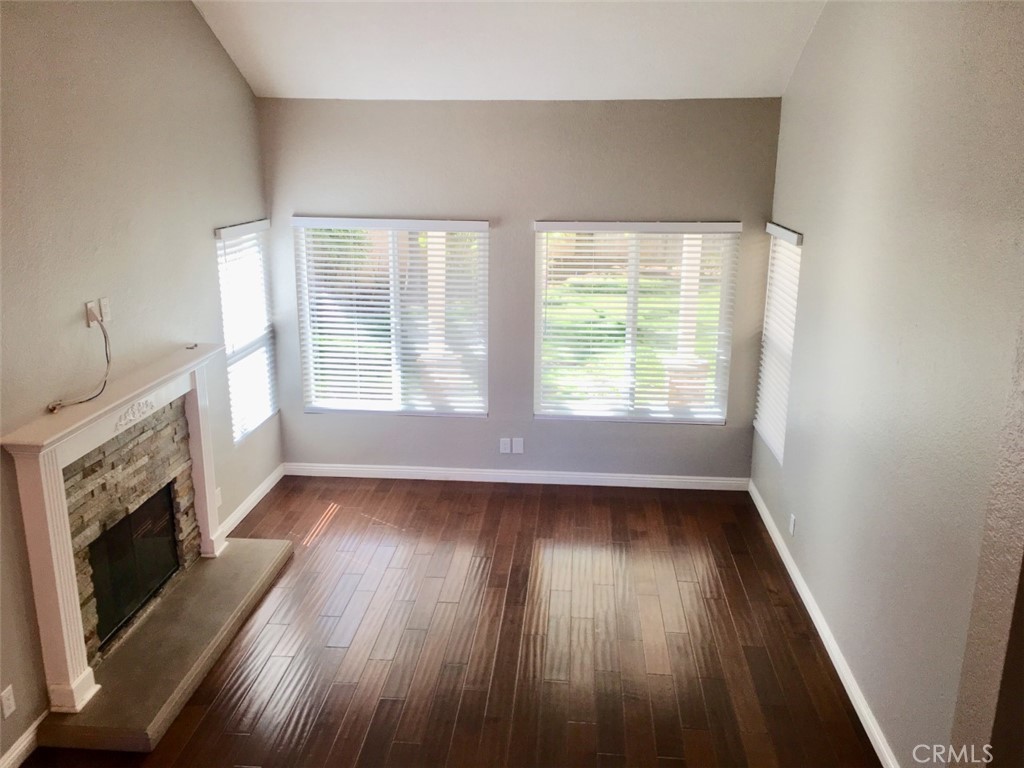 Residential Lease for rent at 45 Desert Thorn, Rancho Santa Margarita CA featuring 3 beds and 3 baths