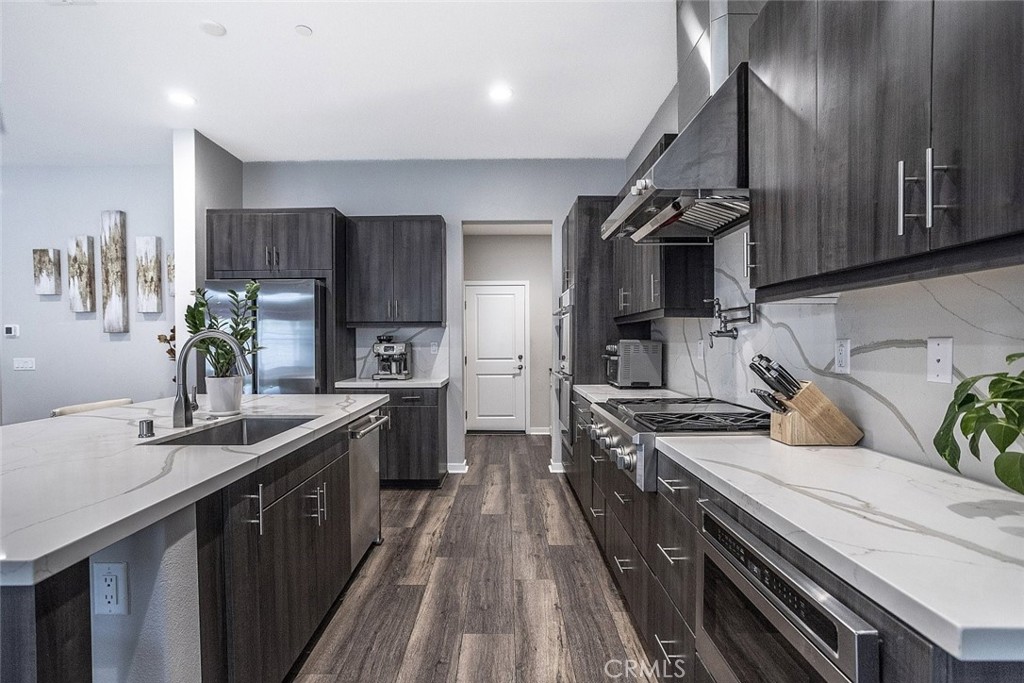 Residential for sale at 28532 Songbird, Canyon Country CA featuring 4 beds and 3 baths