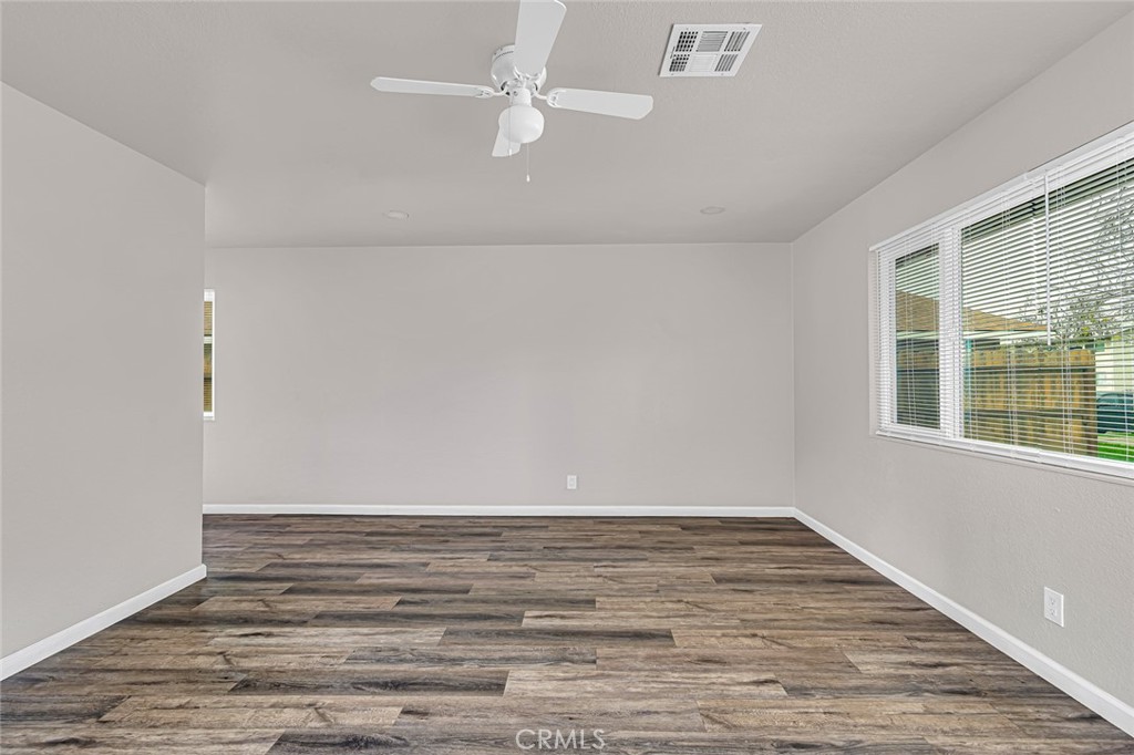 Residential for sale at 92 E 12th, Merced CA featuring 3 beds and 2 baths