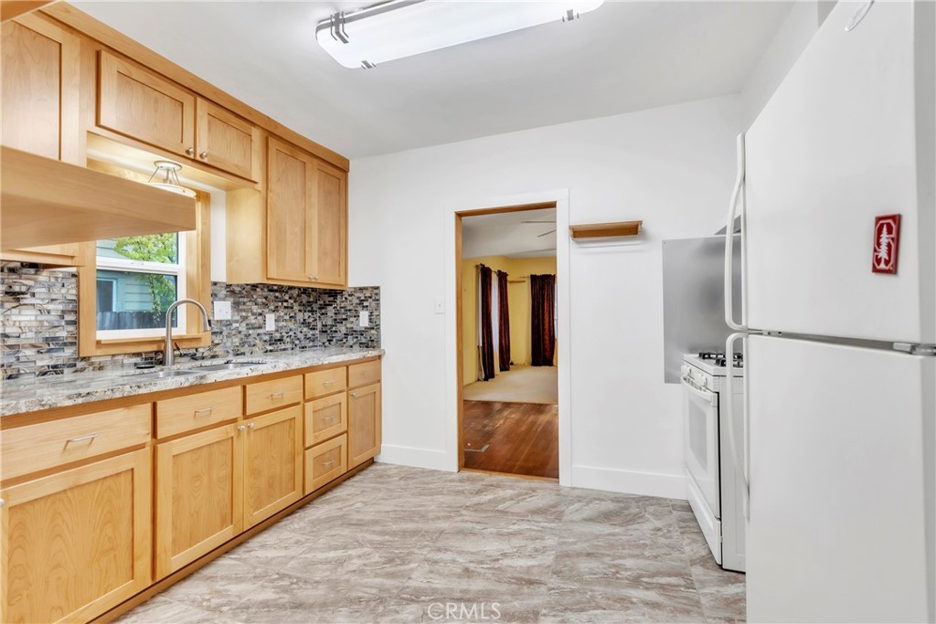 Residential for sale at 1220 Chestnut Street, Chico CA featuring 2 beds and 1 bath