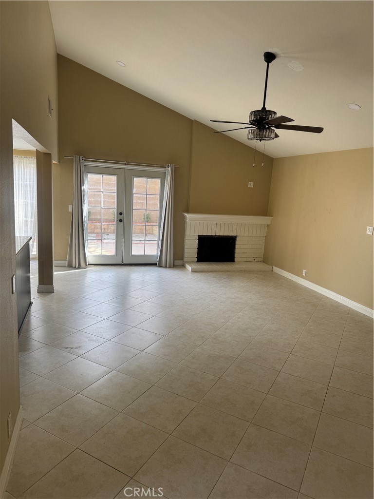 Residential Lease for rent at 6990 E Creek Side, Anaheim CA featuring 3 beds and 2 baths