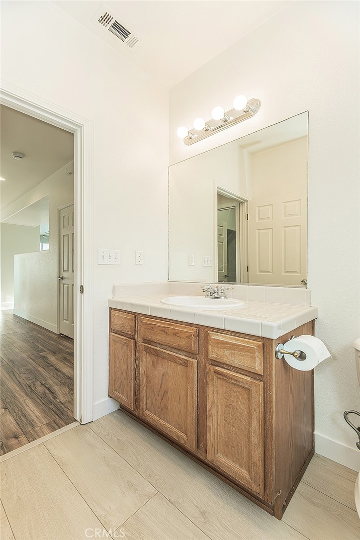 Residential for sale at 2721 Holland, Clovis CA featuring 5 beds and 3 baths