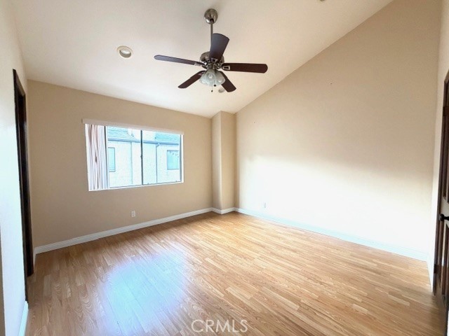 Active for sale at Burbank, CA, Burbank, CA CA and 3 baths