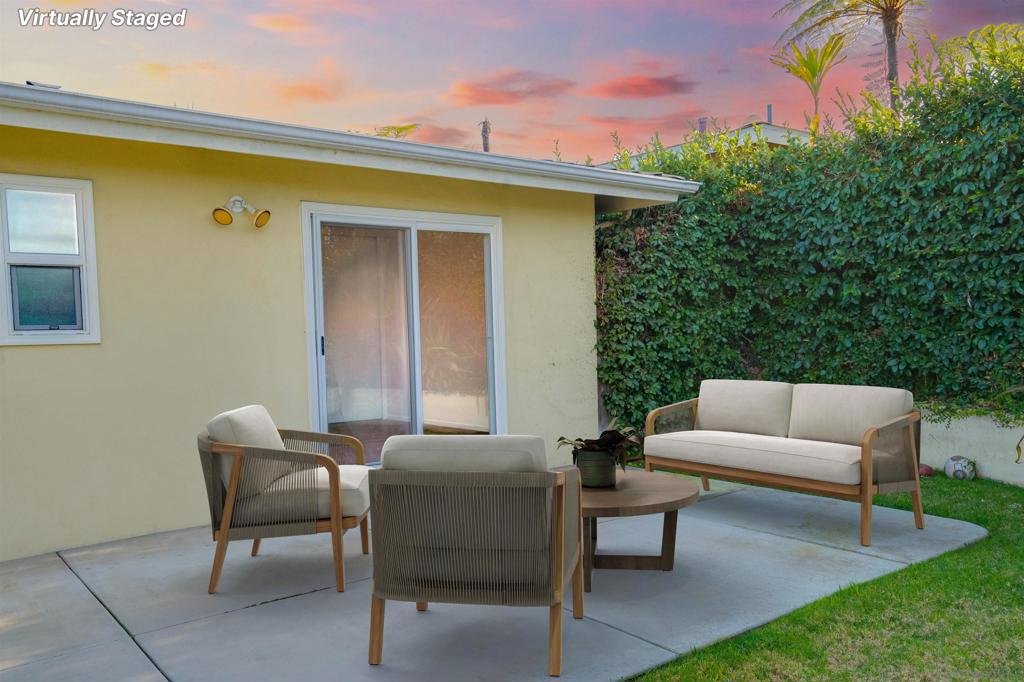 Residential for sale at 370 Tamarack Ave, Carlsbad CA featuring 3 beds and 2 baths