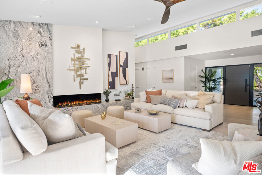 Residential Lease for rent at 70461 Boothill Road, Rancho Mirage CA featuring 4 beds and 6 baths