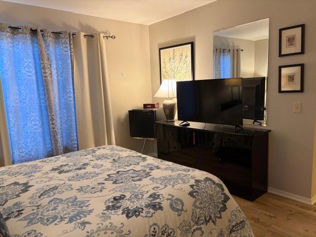 Residential Lease for rent at 726 N Vista Lago N, Palm Desert CA featuring 3 beds and 3 baths