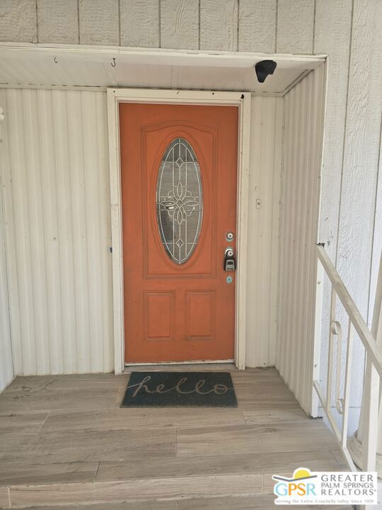 Manufactured In Park for sale at 153 Estrada Way, Cathedral City CA featuring 2 beds and 2 baths