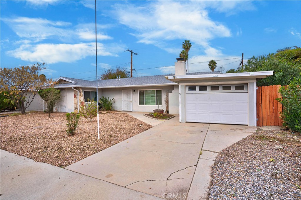 Residential for sale at 690 Barber, Hemet CA featuring 2 beds and 2 baths