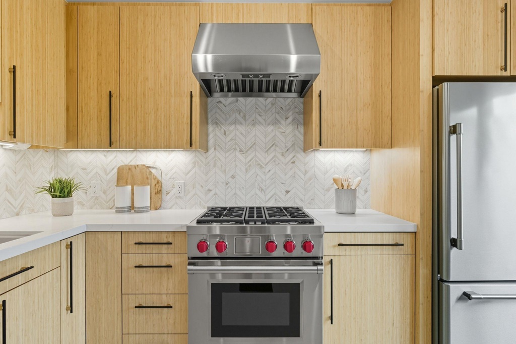 Residential for sale at 1585 Moraga Way, Moraga CA featuring 3 beds and 3 baths