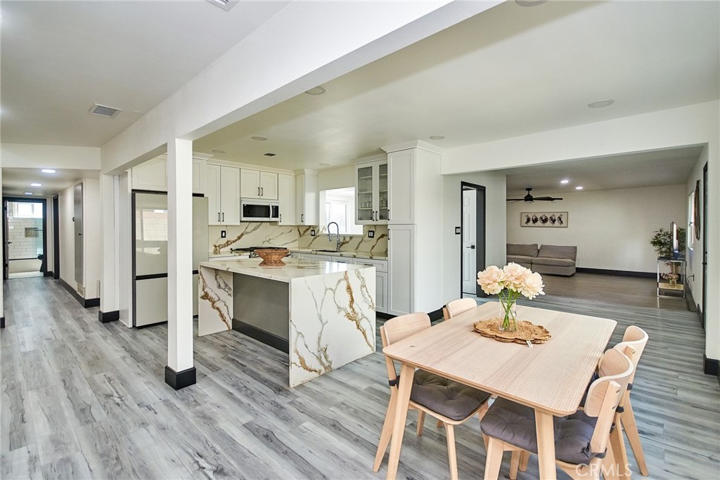 Active for sale at San Fernando, CA, San Fernando, CA CA and 3 baths