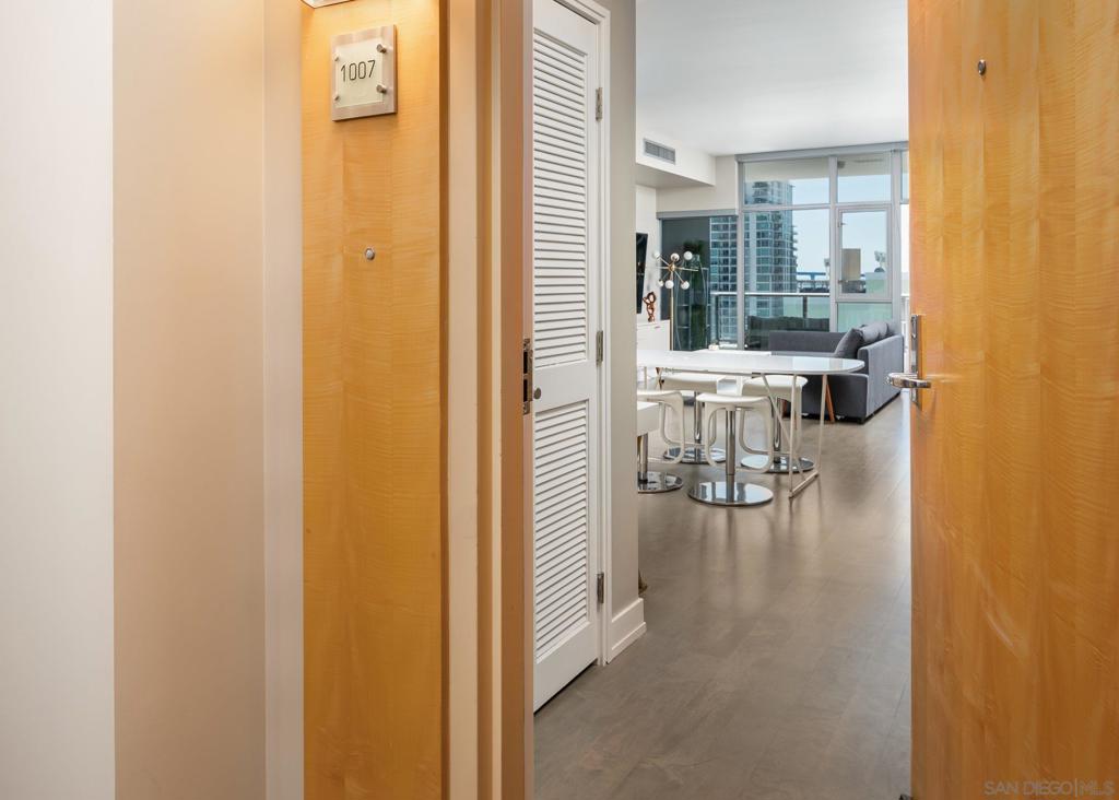 Residential Lease for rent at 575 6th Ave 1007, San Diego CA featuring 1 bed and 1 bath