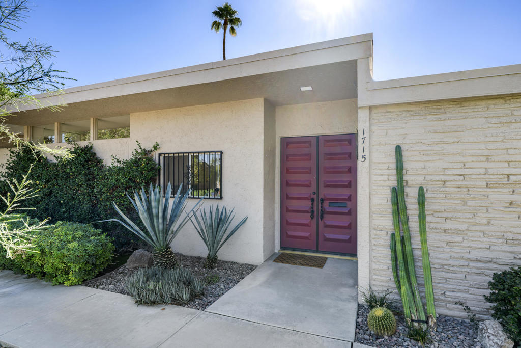 Residential for sale at 72229 El Paseo, #1715, Palm Desert CA featuring 3 beds and 3 baths