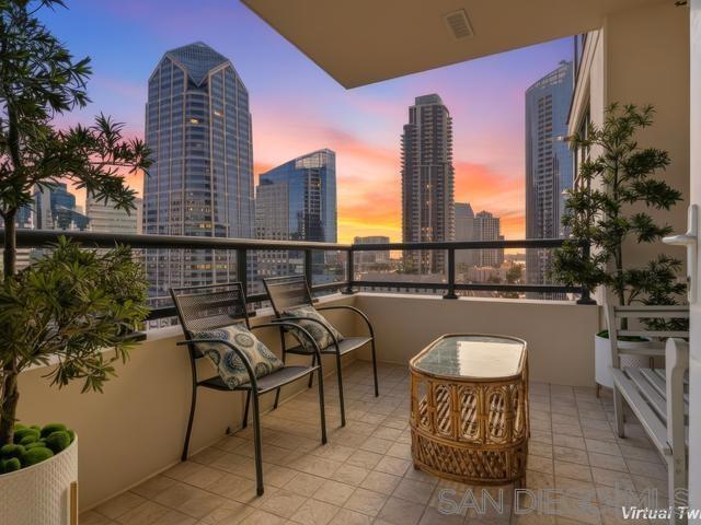 Residential for sale at 1199 Pacific Hwy 1303, San Diego CA featuring 1 bed and 2 baths