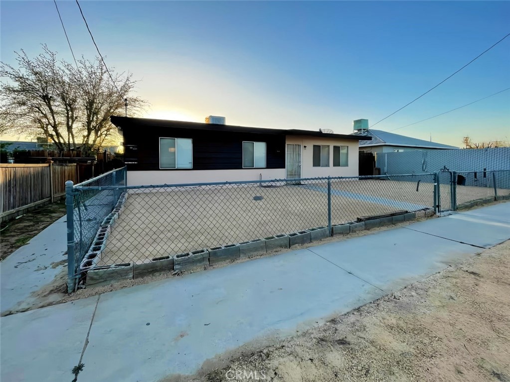 Residential Income for sale at 44817 Redwood, Lancaster CA