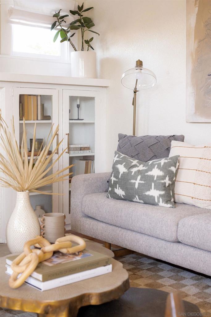 Residential for sale at 3612 Polk Avenue, San Diego CA featuring 3 beds and 1 bath