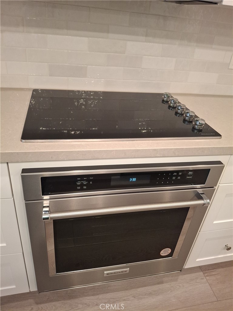 Residential for sale at 10776 Telegraph Road, Ventura CA featuring 3 beds and 3 baths