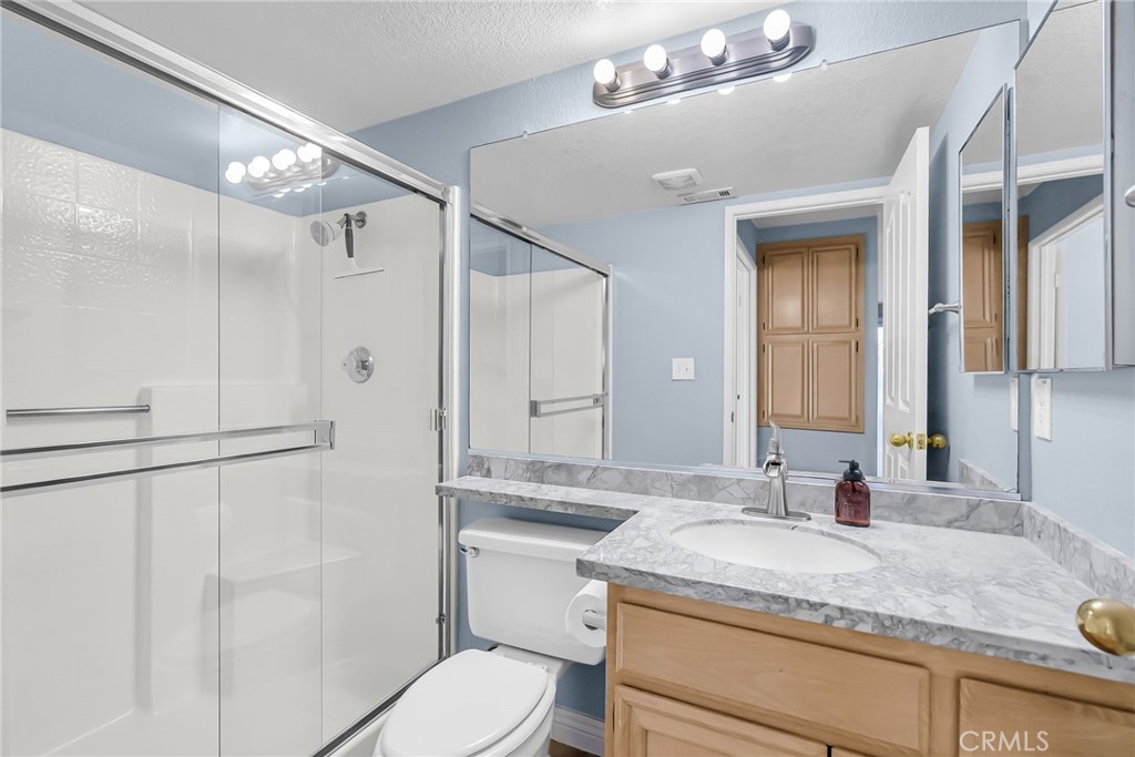 Residential Lease for rent at 1011 Cannon Road, Riverside CA featuring 5 beds and 3 baths