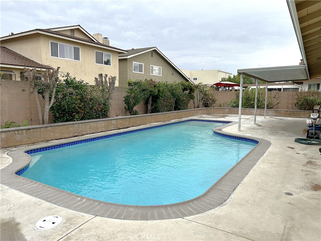 Residential Lease for rent at 7262 Carlton, Westminster CA featuring 3 beds and 2 baths
