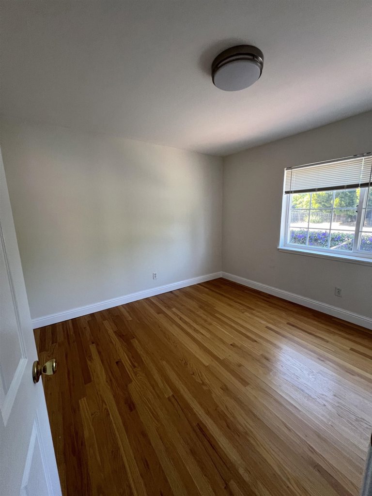 Residential Lease for rent at 3244 ELLIS ST, Berkeley CA featuring 2 beds and 1 bath