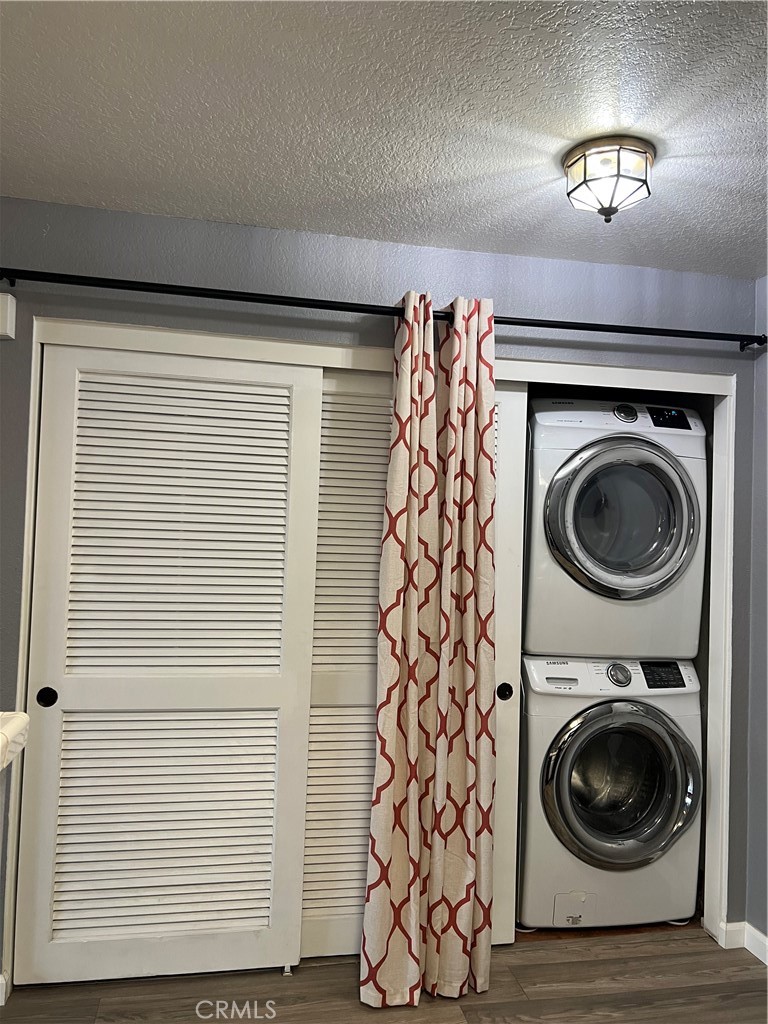 Residential Lease for rent at 11410 Dolan Avenue 315, Downey CA featuring 1 bed and 1 bath