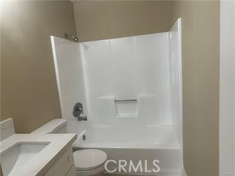 Residential Lease for rent at 219 E Maple Street 9, Glendale CA featuring 2 beds and 2 baths