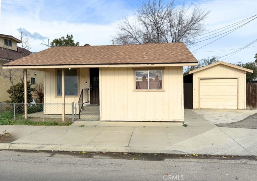 Residential for sale at 307 E Polk Street, Coalinga CA featuring 2 beds and 1 bath