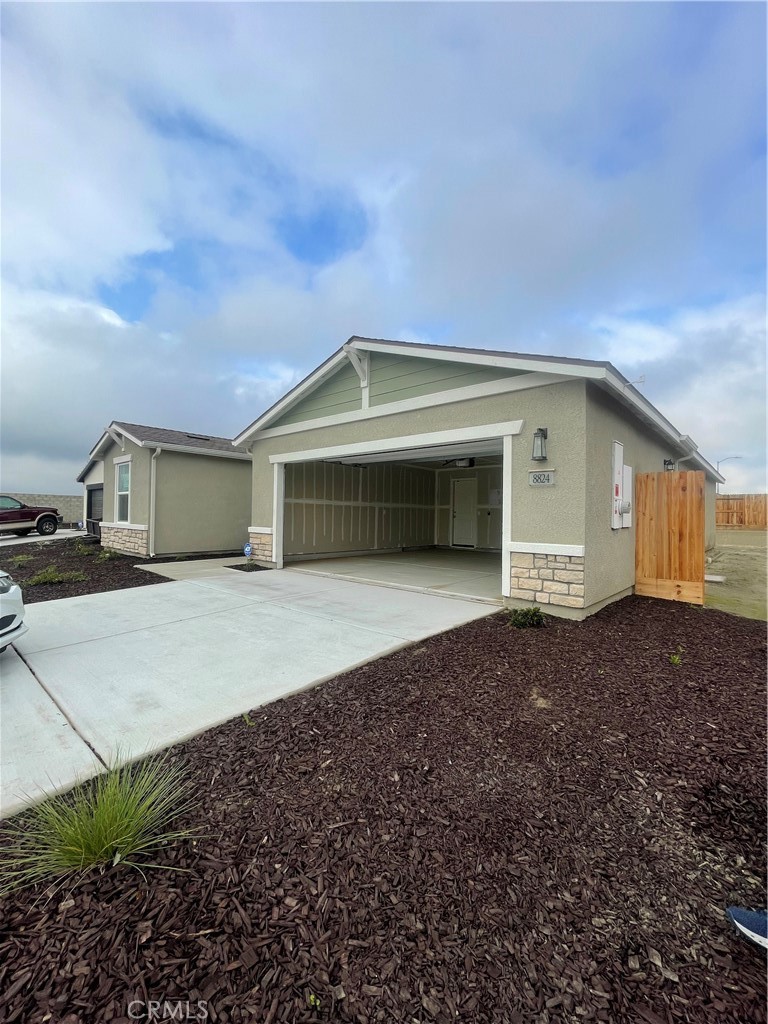 Residential Lease for rent at 8824 Scintilla Avenue, Bakersfield CA featuring 4 beds and 2 baths