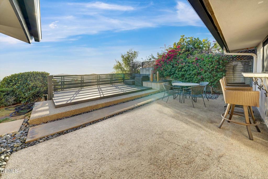 Residential Lease for rent at 614 Starlight Crest Drive, La Canada Flintridge CA featuring 4 beds and 3 baths