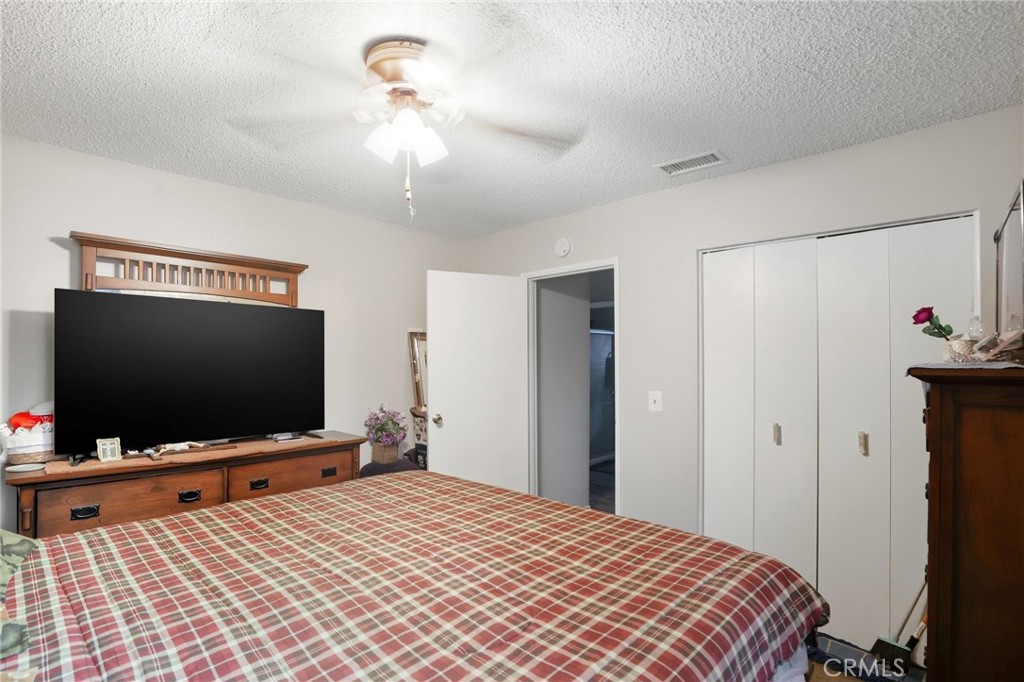 Residential for sale at 2588 Byron, Highland CA featuring 3 beds and 2 baths