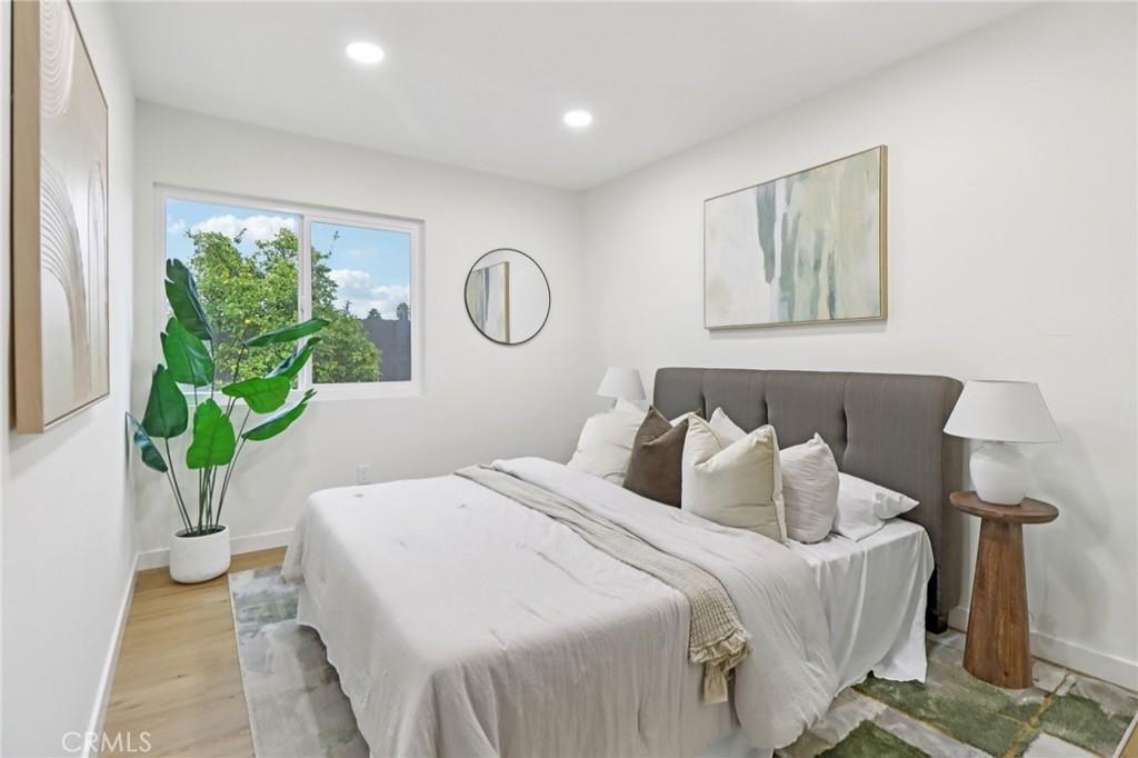 Residential for sale at 4560 Calle Del Palo, Oceanside CA featuring 4 beds and 2 baths