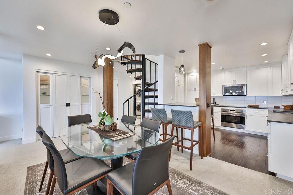 Residential Lease for rent at 1099 1st 420, Coronado CA featuring 2 beds and 3 baths