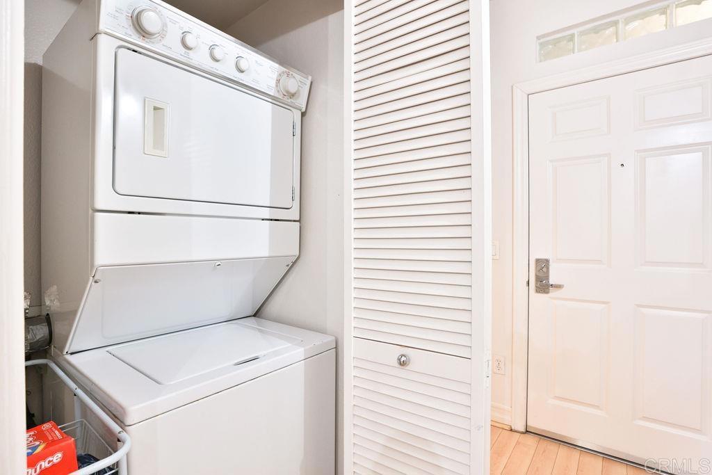 Residential Lease for rent at 1225 Island, San Diego CA featuring 1 bed and 1 bath