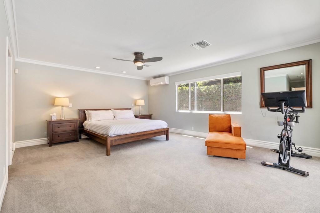 Residential Lease for rent at 74085 Mockingbird Trail, Indian Wells CA featuring 4 beds and 4 baths