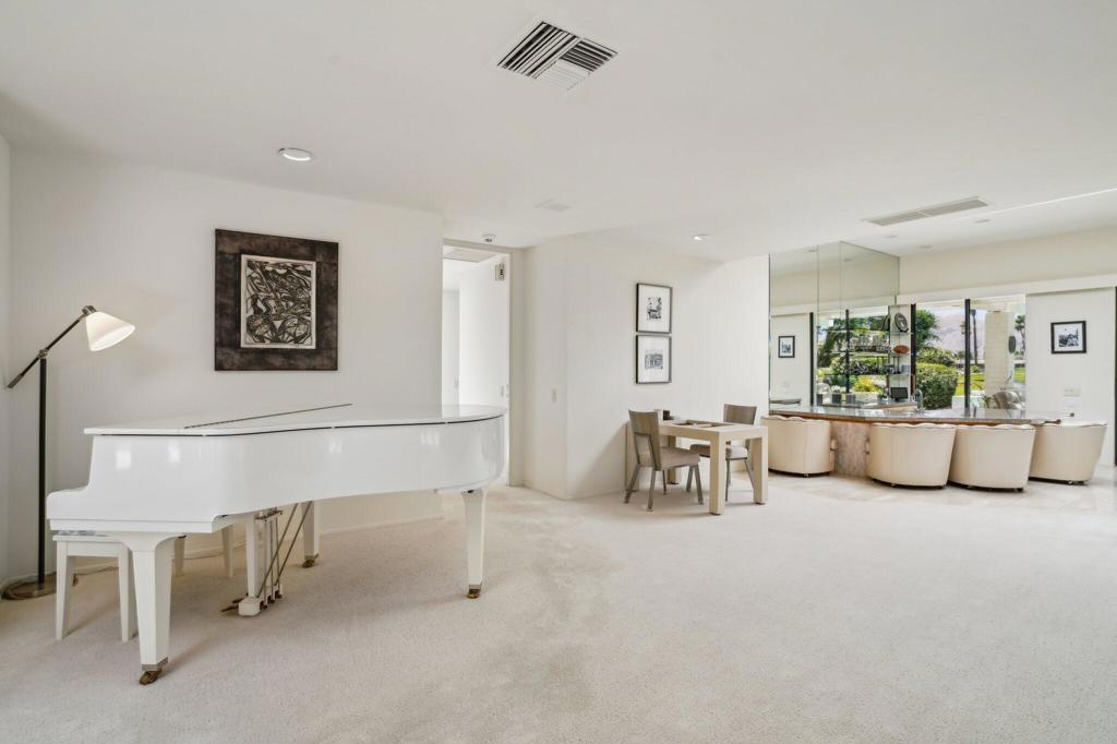 Residential for sale at 23 Park Lane, Rancho Mirage CA featuring 4 beds and 5 baths