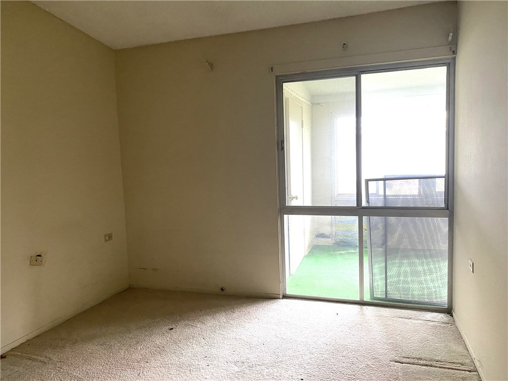 Residential for sale at 1621 Monterey Rd., M2-19H, Seal Beach CA featuring 1 bed and 1 bath