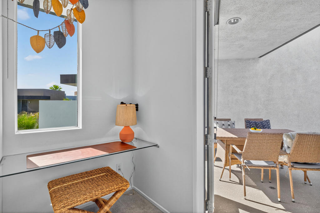 Residential Lease for rent at 3552 Melody Lane, Palm Springs CA featuring 2 beds and 3 baths