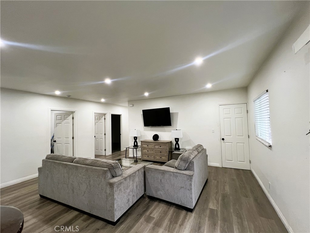 Residential Income for sale at 7672 Whitsett Avenue, Los Angeles CA